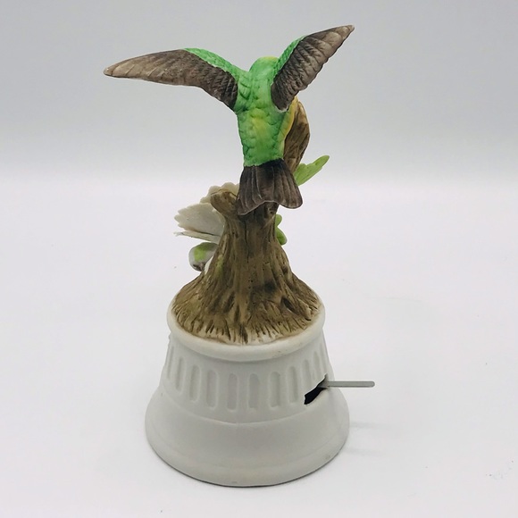 Vintage Royal Crown porcelain musical bell shaped Hummingbird. Try to Remember - Picture 3 of 7